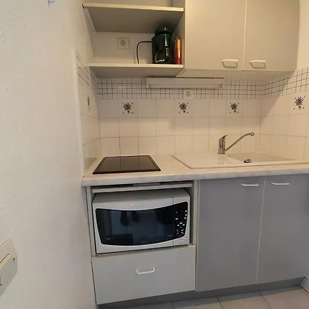 Appartamento Rdj Avec Piscine, Parking, Vue - 4 Pers. - Fr-1-874-11 Le Grau-du-Roi